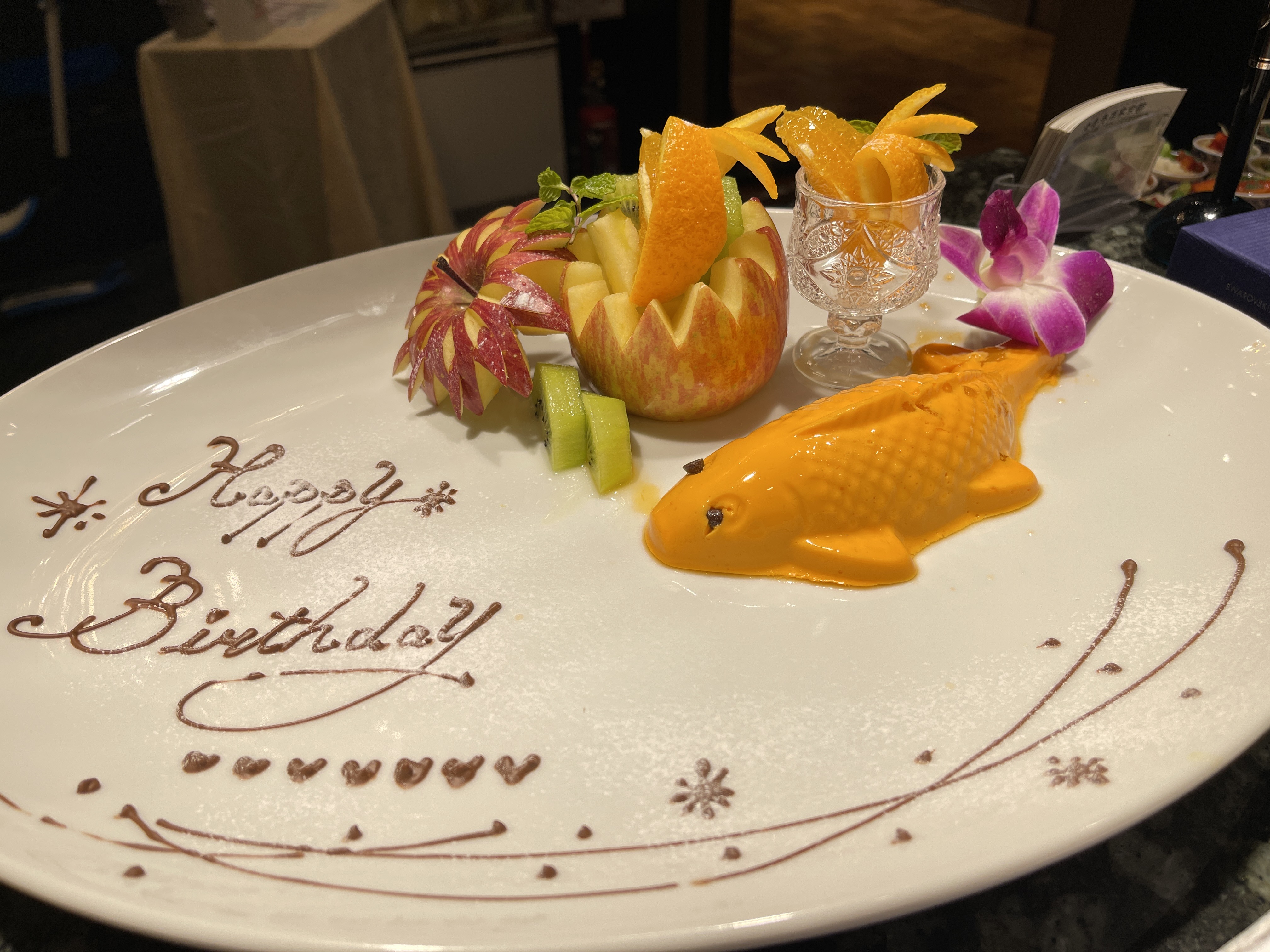 誕生日や記念日などのお祝いに『デザートプレート』(有料)はいかが